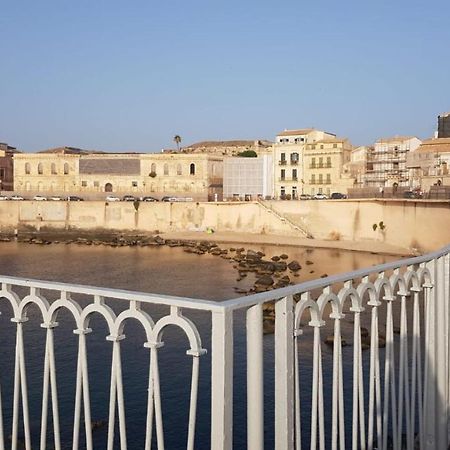 Perla Marina Ortigia Villa Syracuse Buitenkant foto